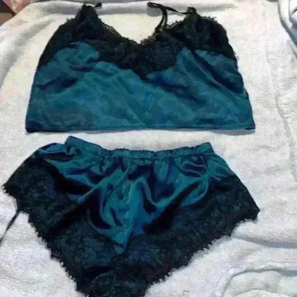 Other - Shien sexy green silk night slip on